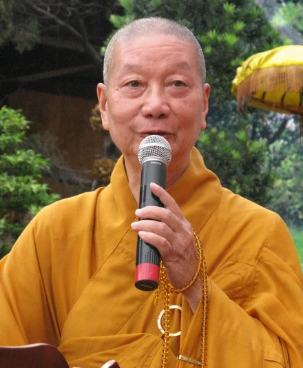 Mối tương quan với thế giới siêu hình